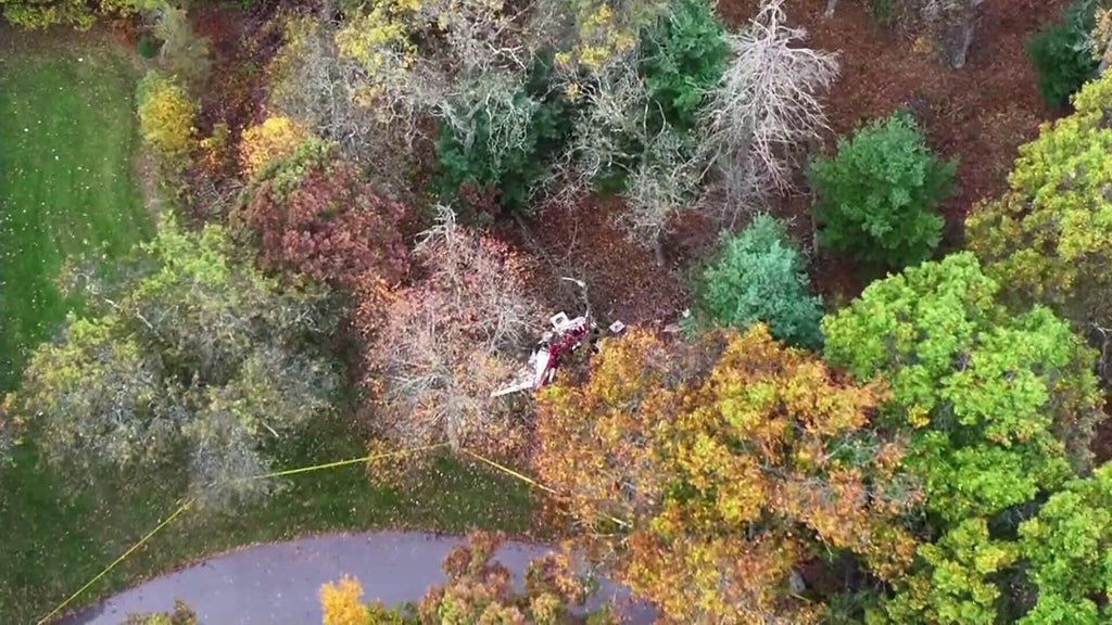 Grandmother, daughters and grandson were among 6 victims in Wisconsin Dells plane crash — WCCO / CBS Minnesota, Monterey Dining news
