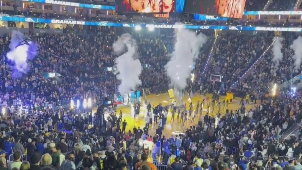 Warriors fans pack Chase Center for home opener with championship hopes — CBS Bay Area (KPIX), Monterey Health news