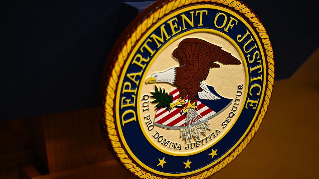 Man eyed Minnesota's Mall of America for attack, pledging allegiance to ISIS, federal prosecutors say — WCCO / CBS Minnesota, Monterey Community news