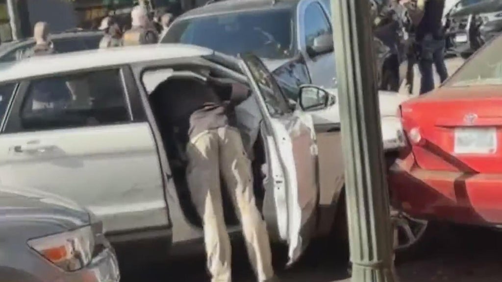 4 men arrested after "traveling dangerously" across Minneapolis in stolen car, sheriff says — WCCO / CBS Minnesota, Monterey Business news
