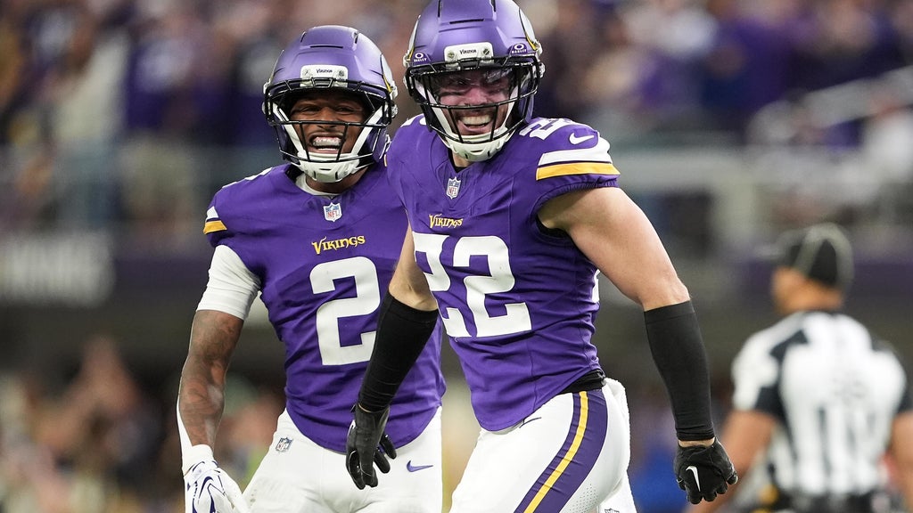 Vikings defense clamps down on Daniel Jones and the Colts for a 16-10 victory to stay undefeated — WCCO / CBS Minnesota, Monterey Arts news