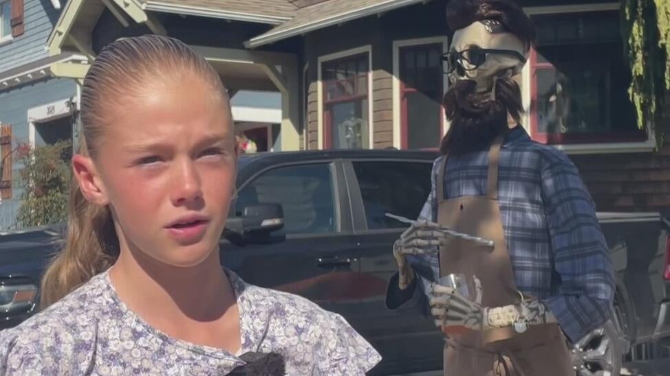Alameda girl uses AI to create talking skeleton "Uncle Murray" for Halloween display — CBS Bay Area (KPIX), Monterey Technology news