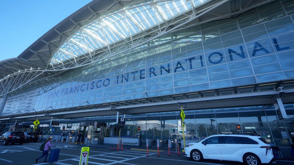 Sonoma County Airport to SFO shuttle to offer security screening, deliver passengers to gate — CBS Bay Area (KPIX), Monterey Business news