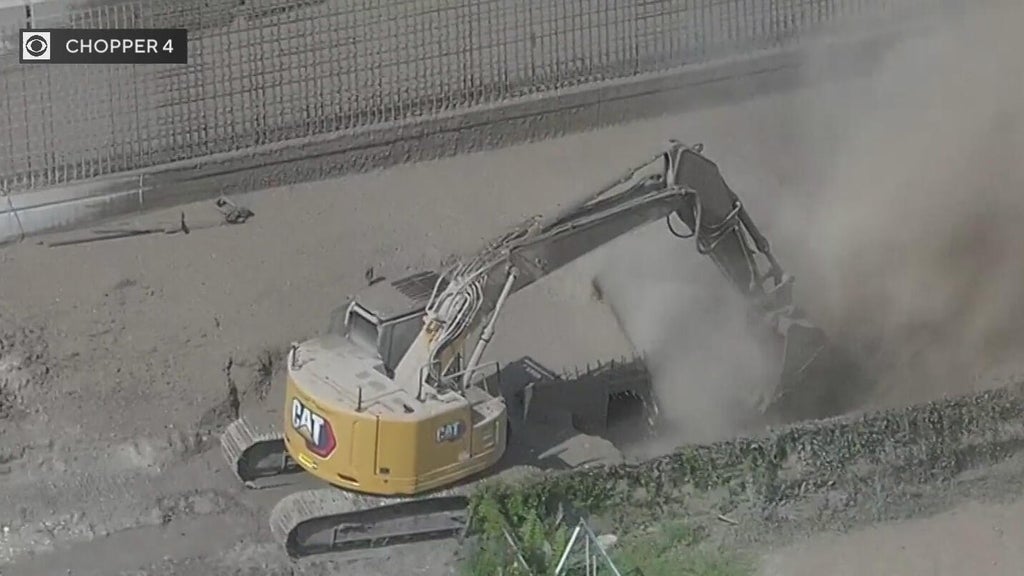 Gas leak mitigated, Florida's Turnpike reopened after excavator hits gas main causing major leak, officials say — CBS Miami, Monterey Health news