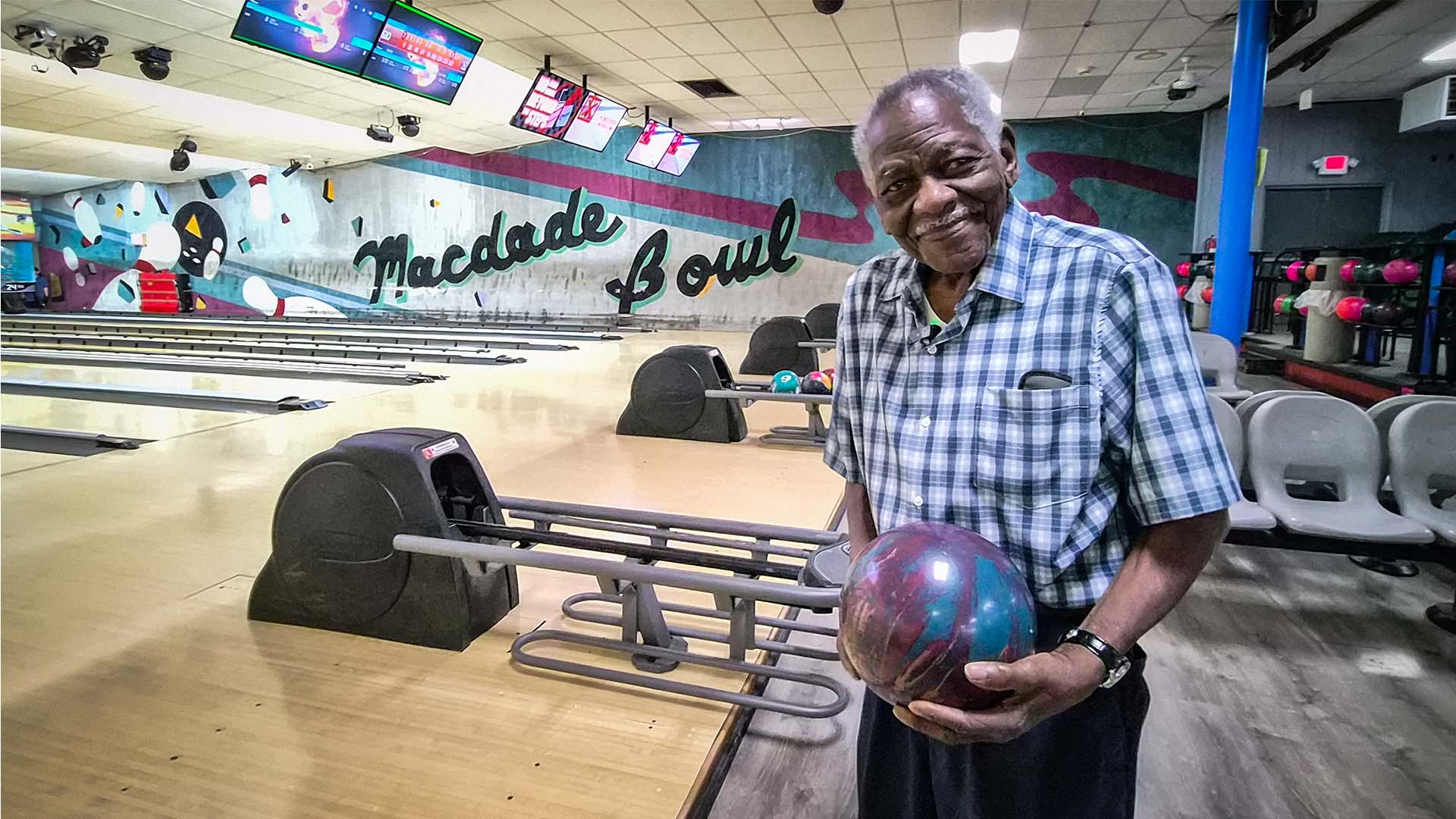 100-year-old bowler still throws strikes in Delaware County, Pennsylvania 
       — ABC 7 Bay Area