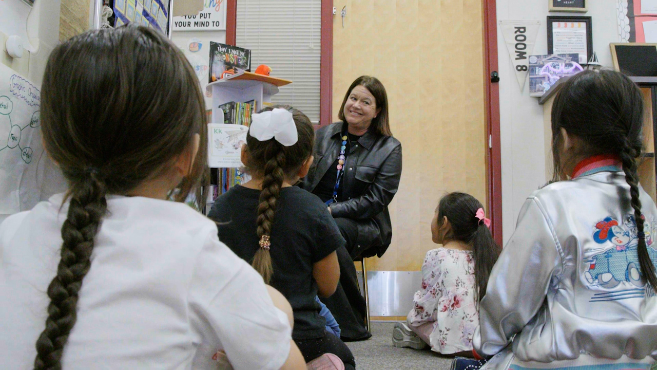 49ers honor San Jose teacher after she transitions from tech to the classroom with a special skill
       — ABC 7 Bay Area, Monterey Technology news