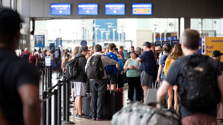 Ground delay issued at Austin's airport during busy F1 weekend โ KVUE (Austin), Monterey Community news