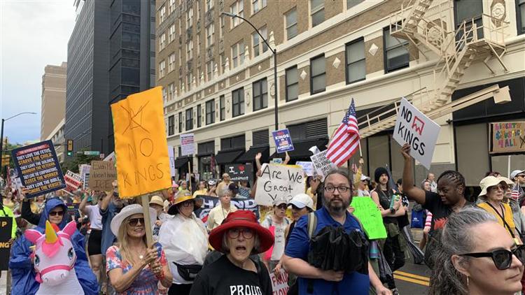 Thousands expected to show up for 'No Kings' protests in North Texas. Here's what you need to know — WFAA (Dallas-Fort Worth), Monterey Community news