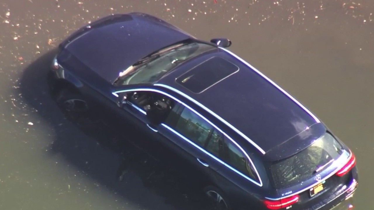 Man stuck in flooded car in Mill Valley | KTVU — KTVU FOX 2 Bay Area, Monterey Community news