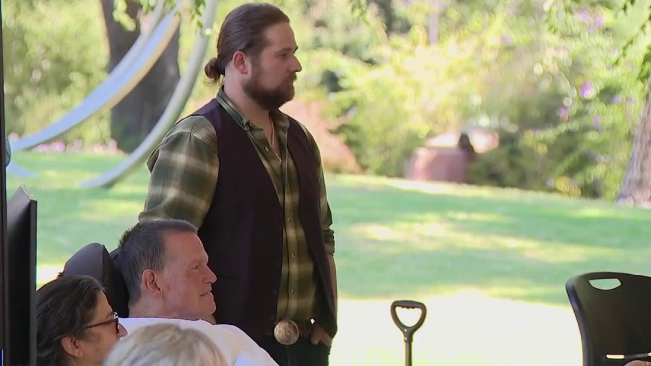 Country singer and quadriplegic lyricist meet for first time after decade of remote music making — KTVU FOX 2 Bay Area, Monterey Community news