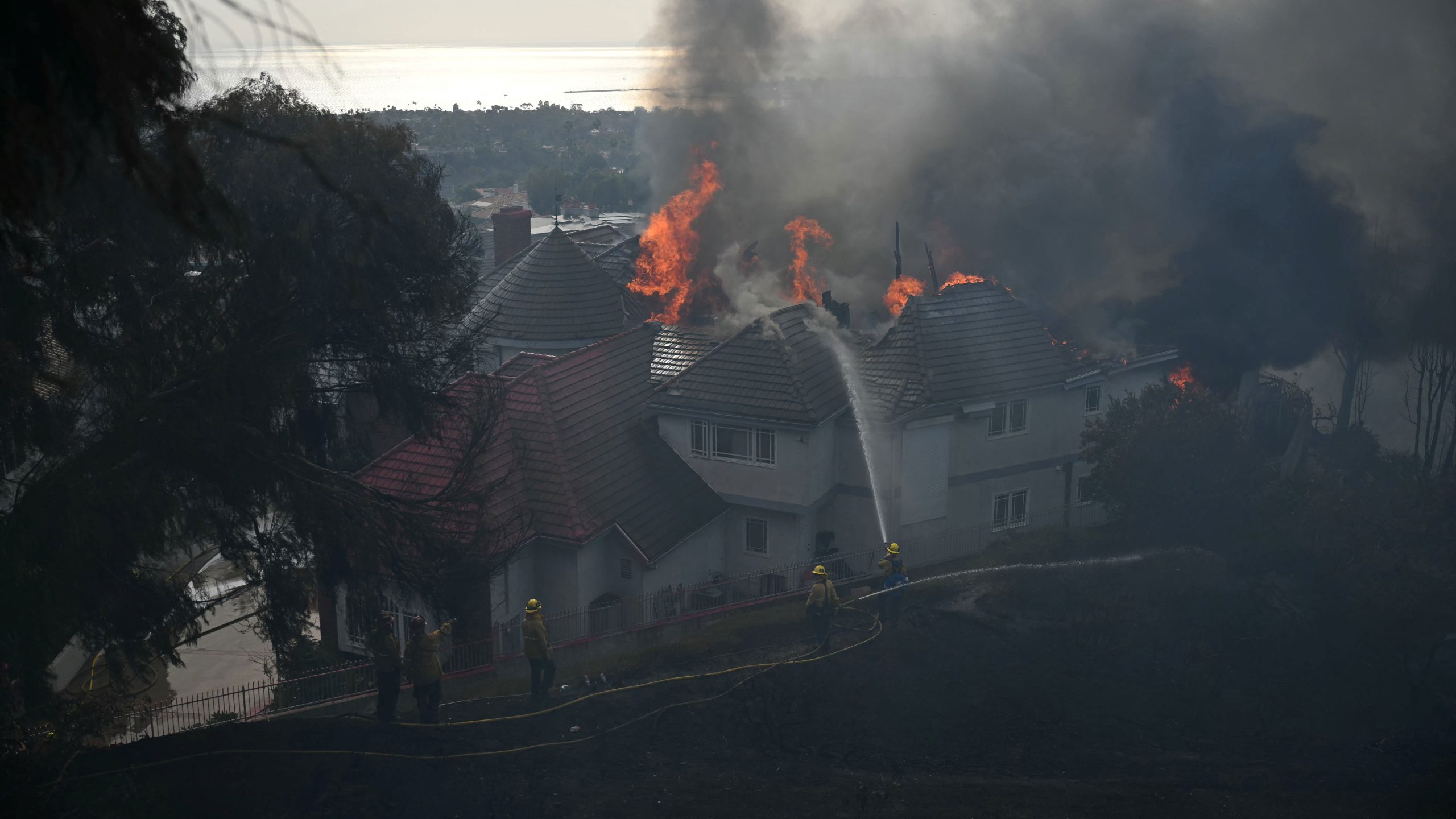 Norte Fire in California threatens homes, forces evacuations — KTVU FOX 2 Bay Area, Monterey Community news